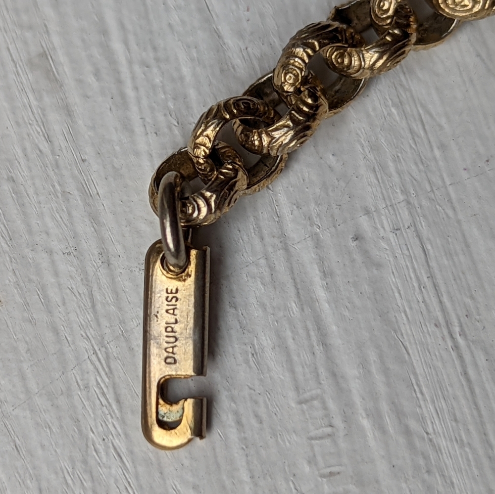 Sarah Coventry vintage gold statement chain necklace